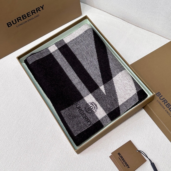 ブランドマフラー側面デザイン